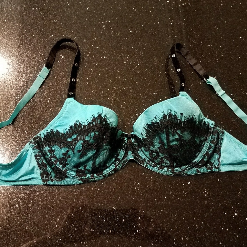 VS Very Sexy Bra